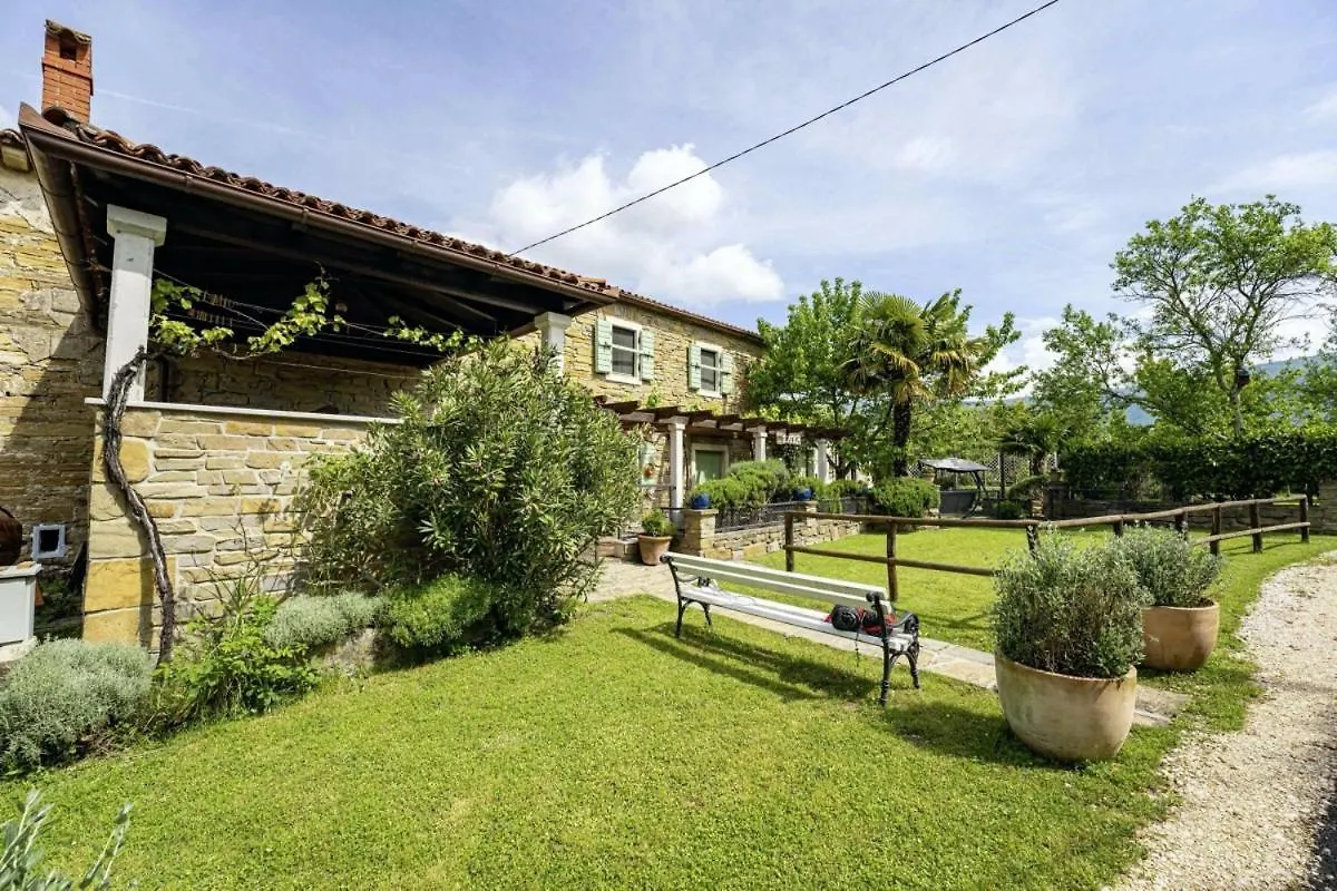 Villa Zatka In Zatka Cepic - Haus Fuer 6 Personen Kršan